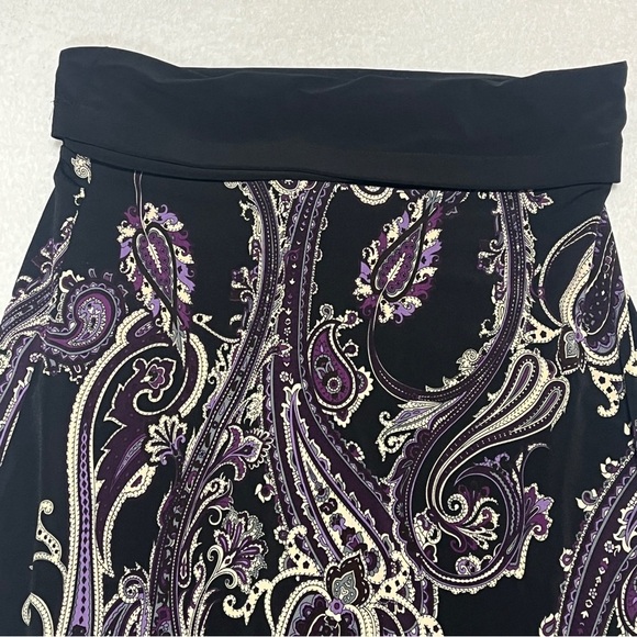 Chic Black and Purple Paisley Maxi Skirt - Picture 2 of 10